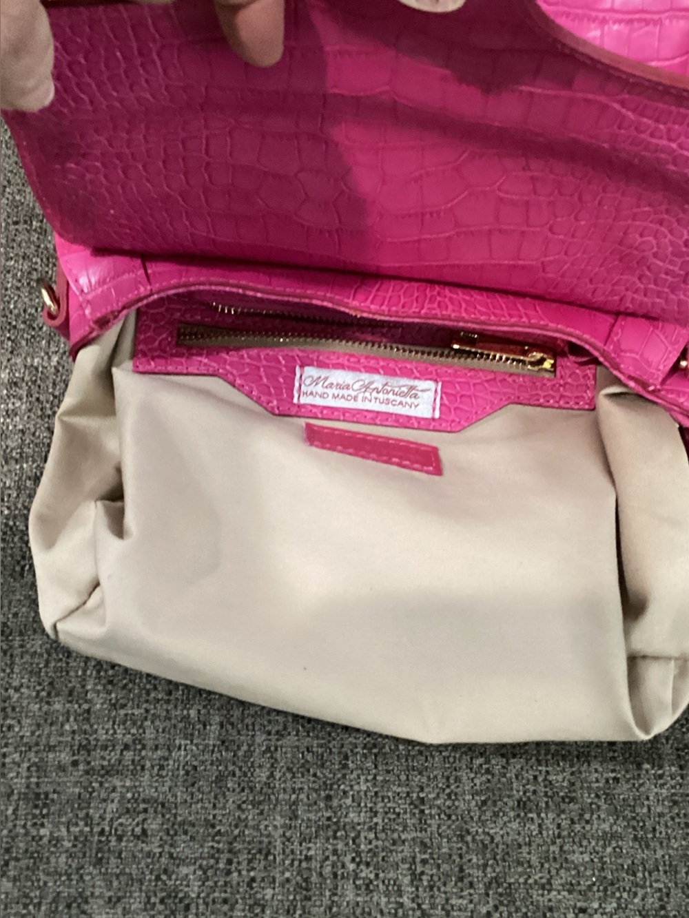 Maria Antonieta Pink Trim Woven Satchel with Detachable Strap - Picture 9 of 12